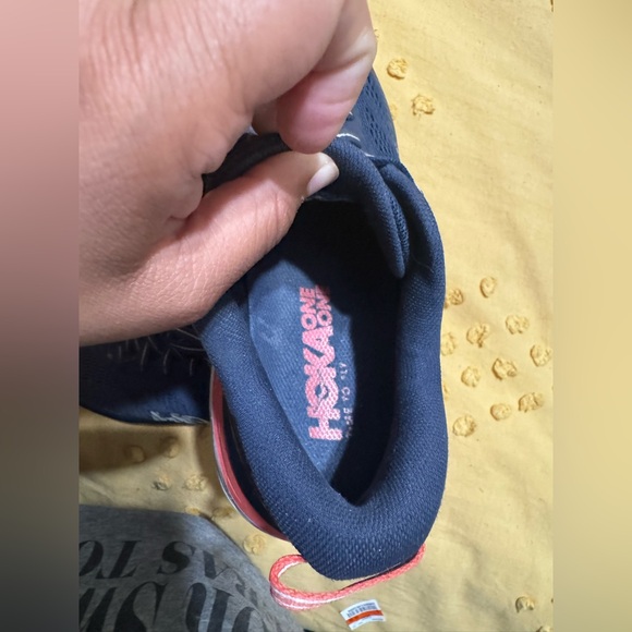 HOKA Running Shoes One One - Picture 8 of 9